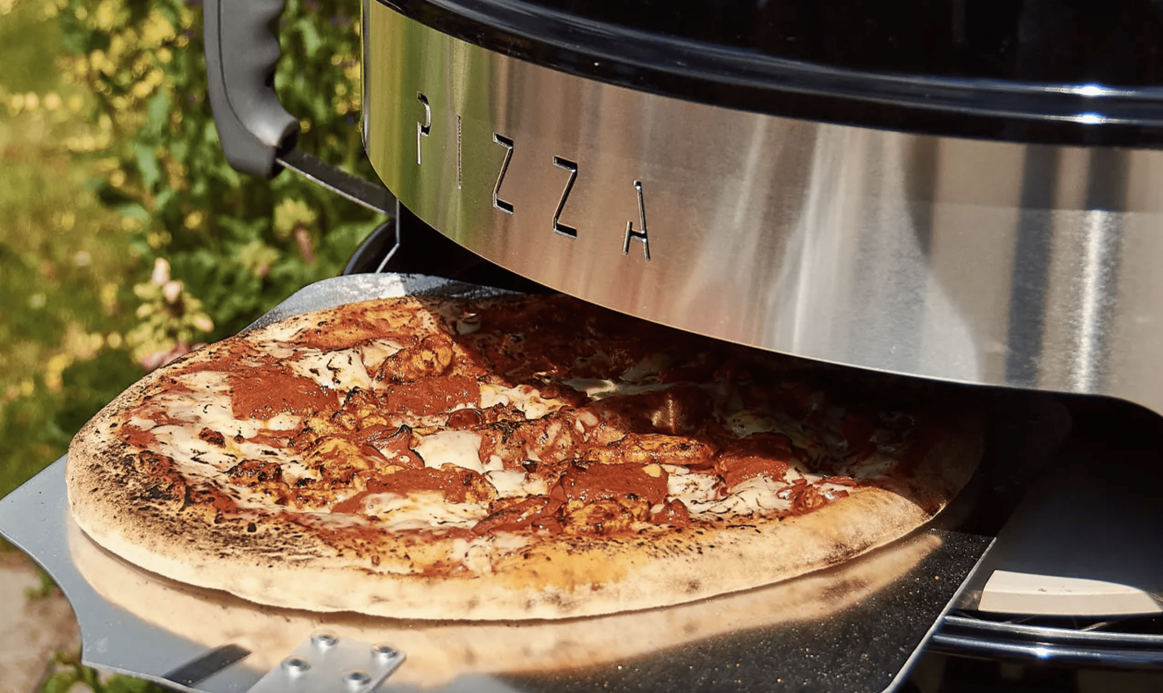 Bar-Be-Quick’s Kettle Pizza Barbecue: A budget-friendly alternative to a traditional pizza oven?