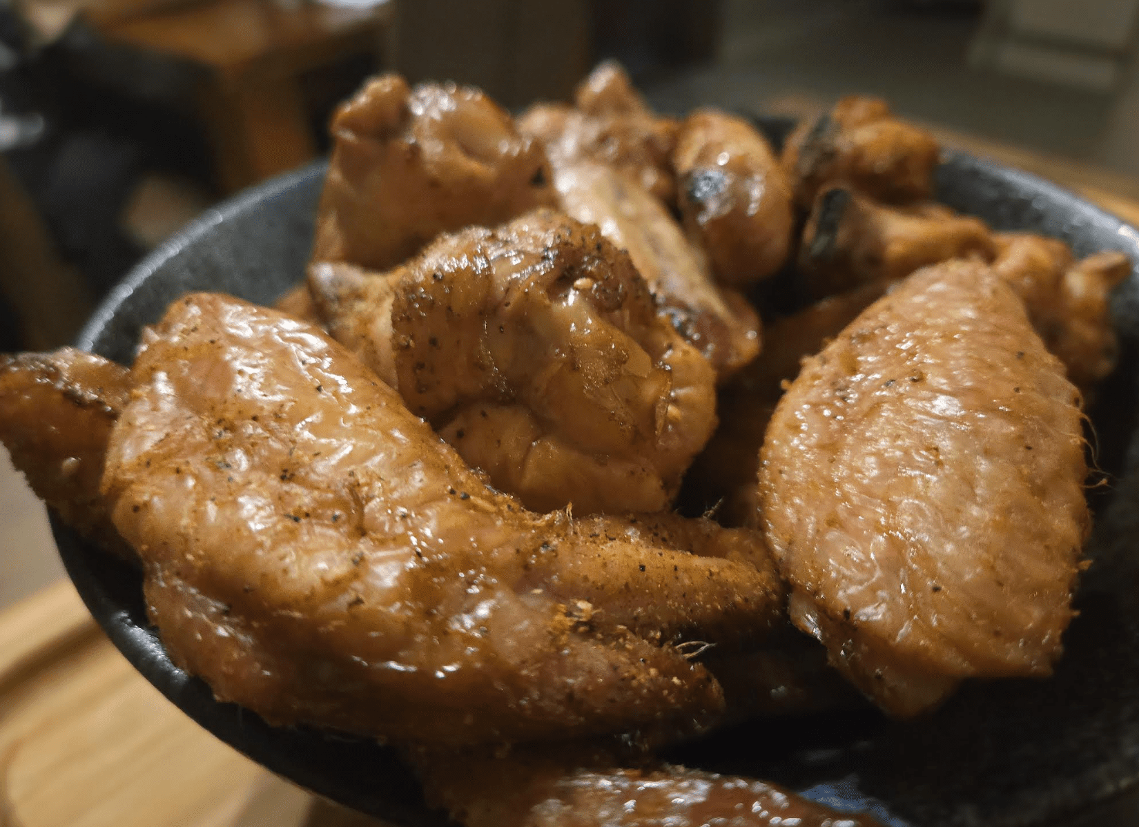 cut chicken wings